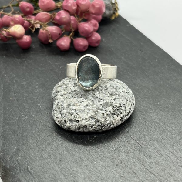 Lorrisilver Jewellery Moss aquamarine ring on slate tile