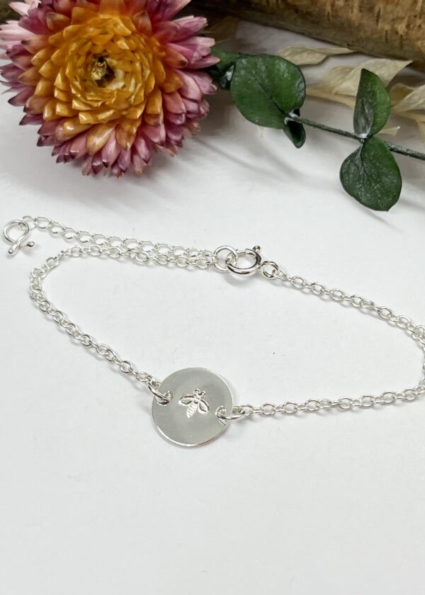 bee bracelet on white background, lorrisilver jewellery